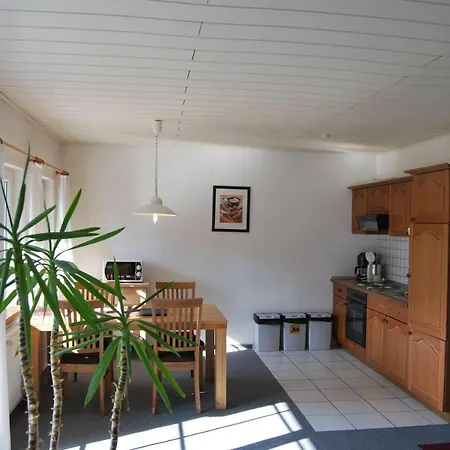 Ferienwohnung-stricker-2-1-typ-b-terrasse *